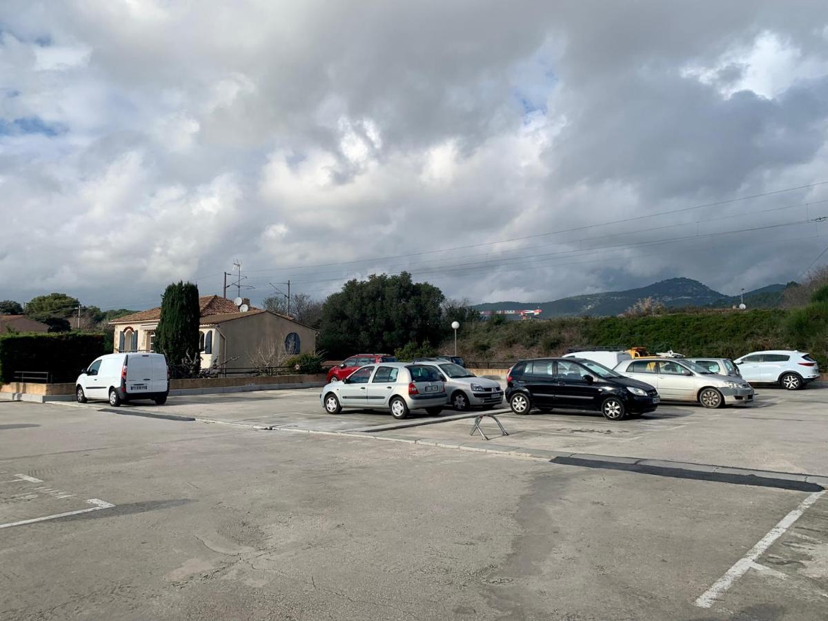 Studio Sanary-Sur-Mer Proche Gare Exterior foto