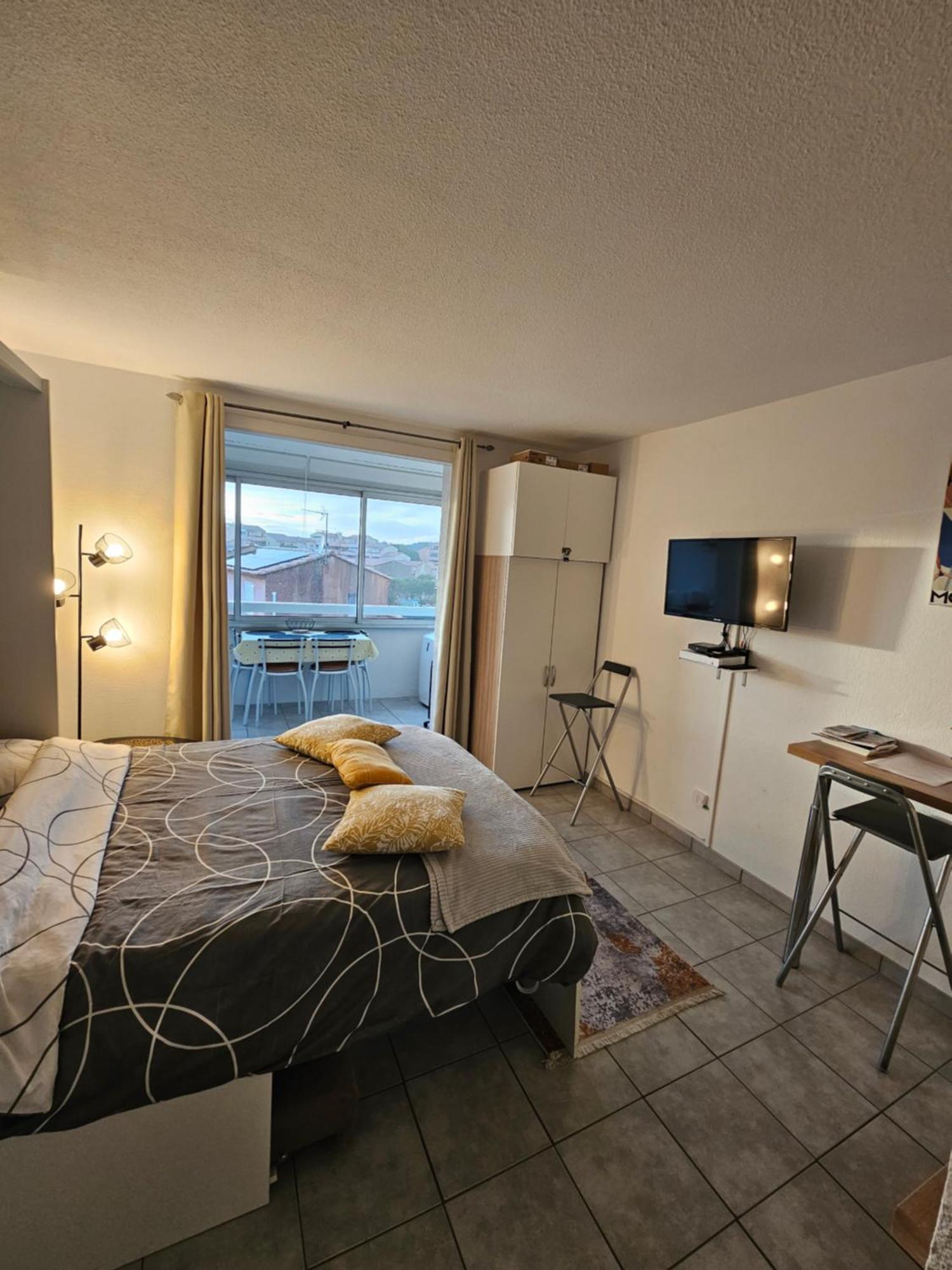 Studio Sanary-Sur-Mer Proche Gare Exterior foto